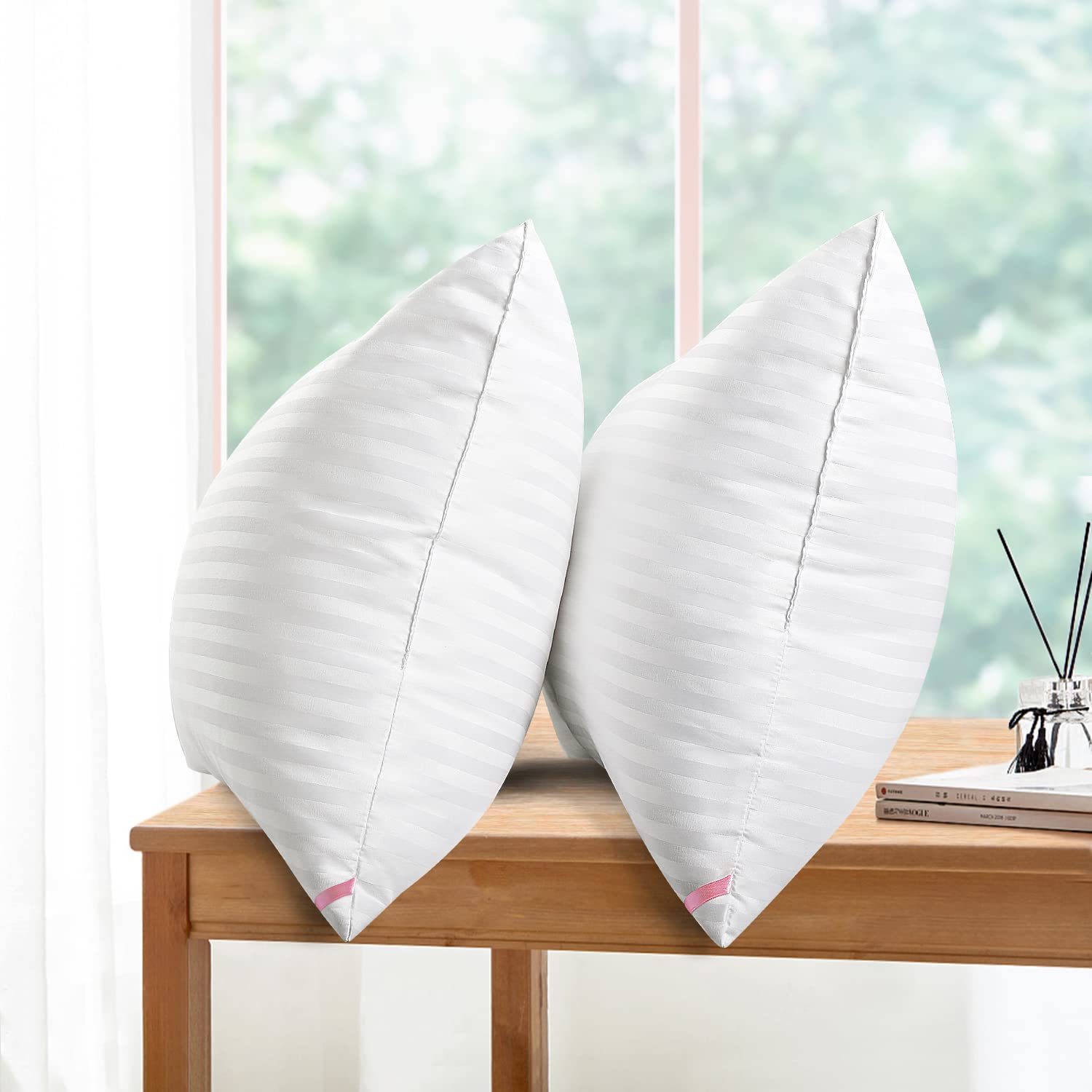 EIUE 4 Pack Bed Pillows for Sleeping - Super Soft Down Alternative Microfiber Pillows for Side & Back Sleepers - Queen Size (White) - Perfect for Home, Hotel, Guest Room & Dorm Use