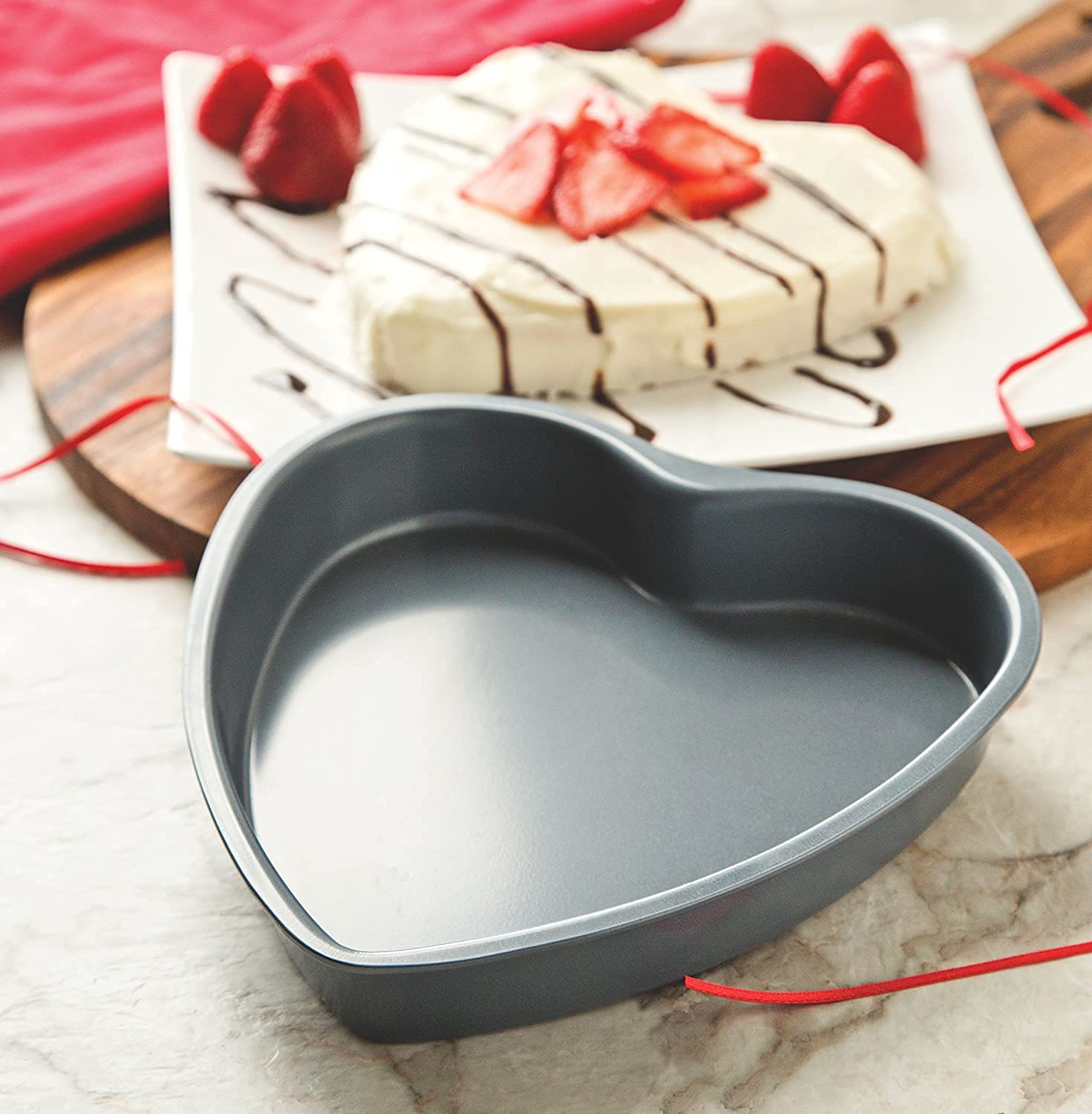 Heart Shaped Cake Tin Mold - Microwave & OTG Safe Baking Pan for Valentine's Day, Anniversary & Romantic Occasions - Non-Stick Metal Cake Box for Easy Baking & Decorating