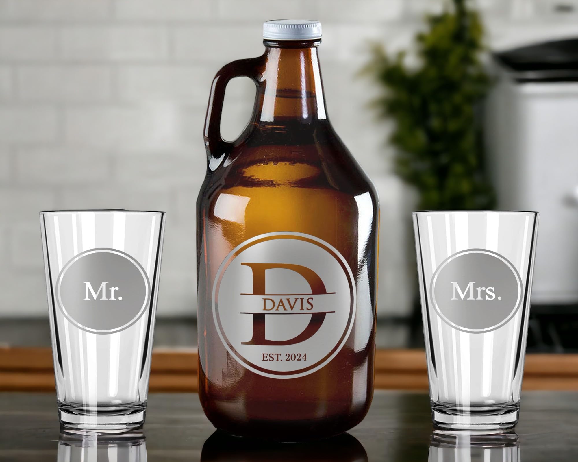 Personalized Wedding Toasting Glasses Set - Engraved Couple's Champagne Flutes, Wedding Gift for Bride and Groom, Custom Anniversary Gift - Perfect for Wedding Toast, Reception, and Romantic Celebrations