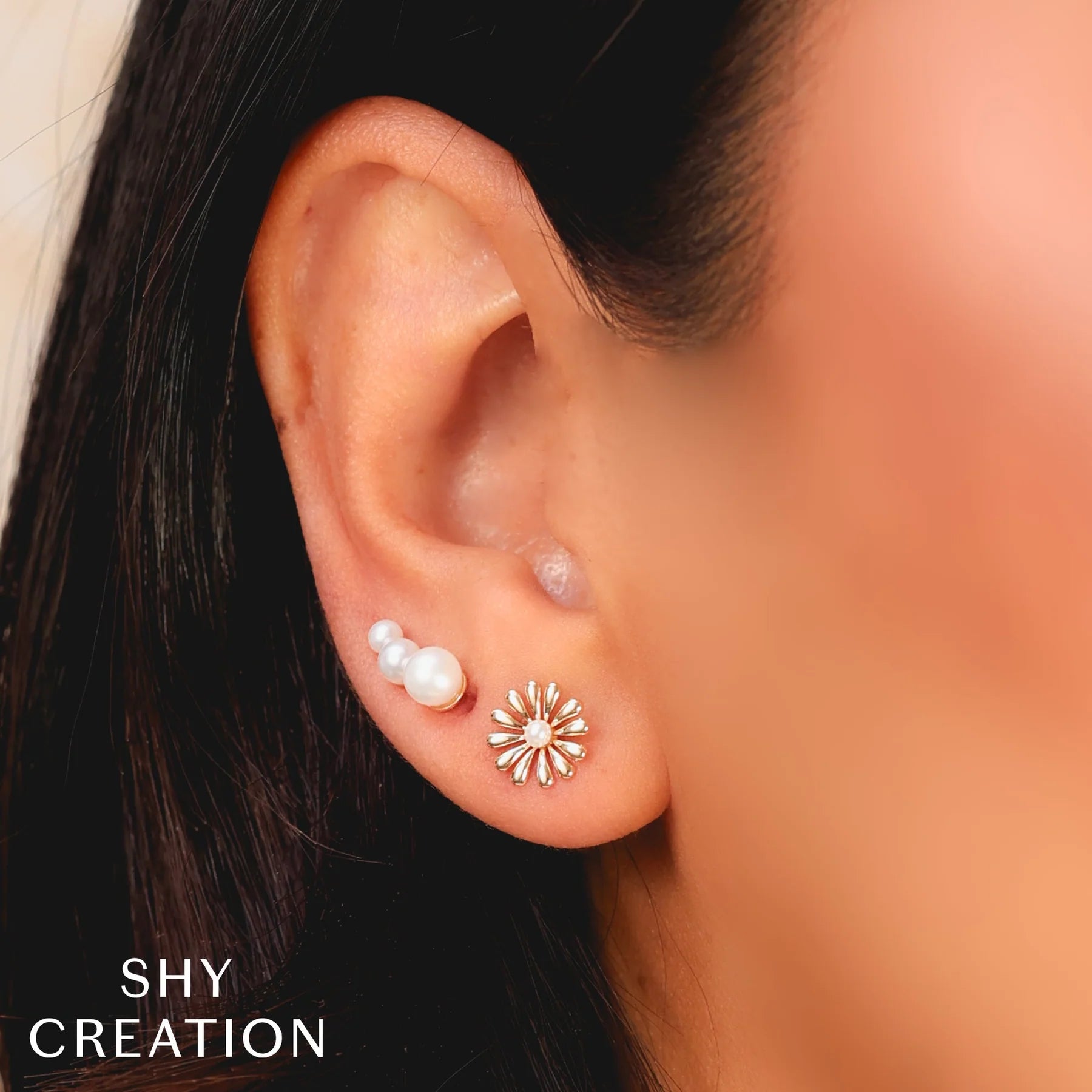 Elegant Cultured Pearl Stud Earrings for Women - Classic Round White Pearl Jewelry Gift for Wedding, Anniversary & Everyday Wear