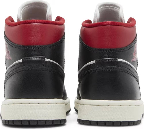 Air Jordan 1 Mid 'Gym Red' and White Panda Women's Basketball Shoes (2023) - Stylish Sneakers for Casual Wear, Gym Workouts & Street Fashion