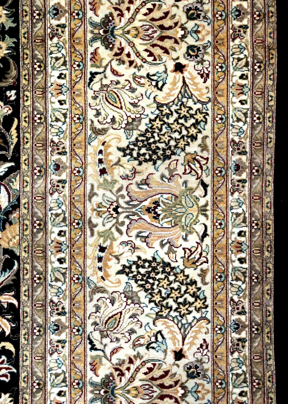 Amoghli Handwoven Traditional Rug J68073 - Premium Handmade Wool Carpet for Living Room, Bedroom & Home Decor