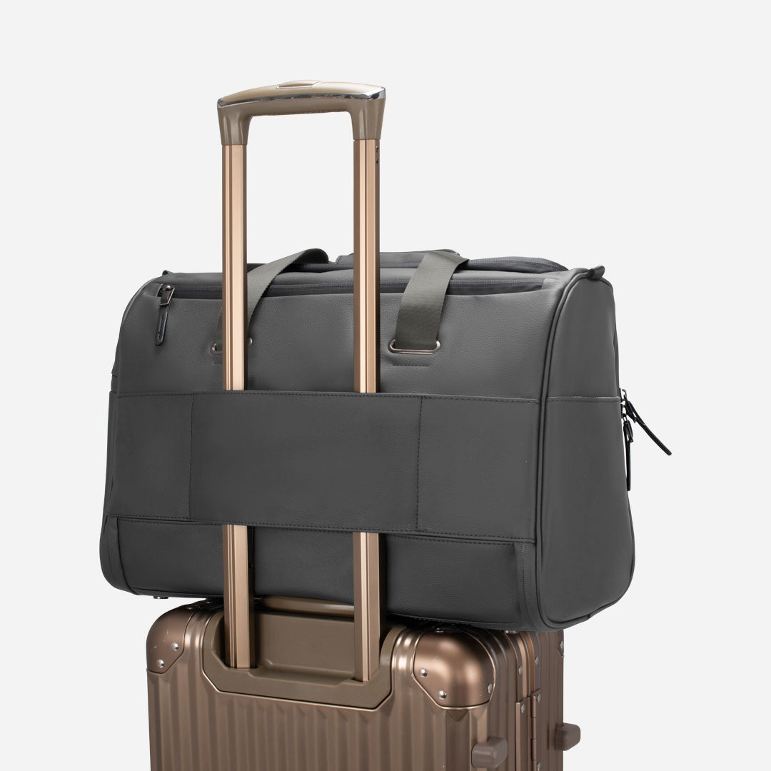 Signature Weekender Bag - Stylish & Durable Travel Duffel for Women & Men - Perfect for Weekend Getaways, Gym, Work & Overnight Trips