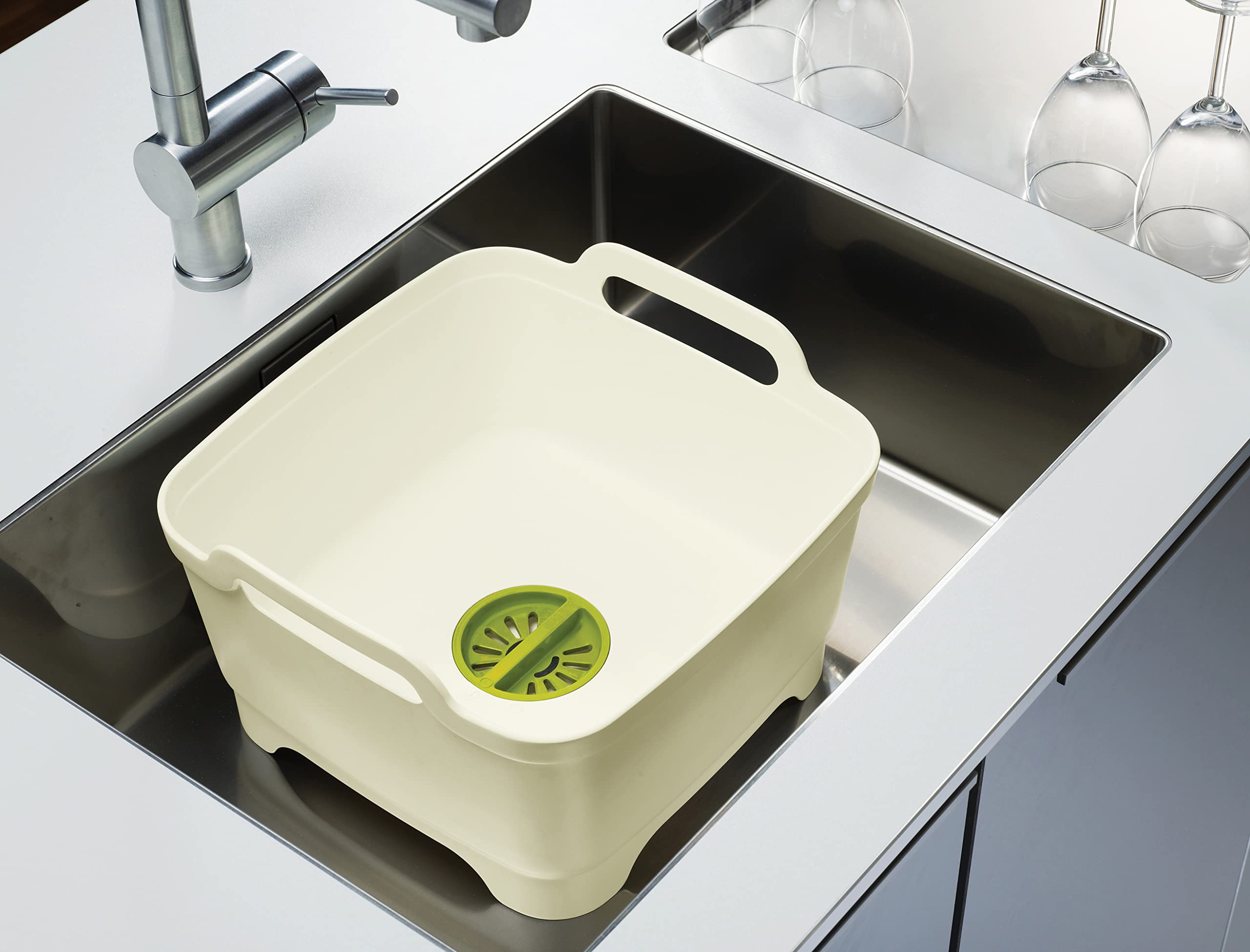 Joseph Joseph Wash & Drain Dishpan with Integrated Sink Rest - White Collapsible Kitchen Sink Basin & Green Edge Dish Brush - Perfect for Washing Dishes, Fruits, and Vegetables in Small Spaces