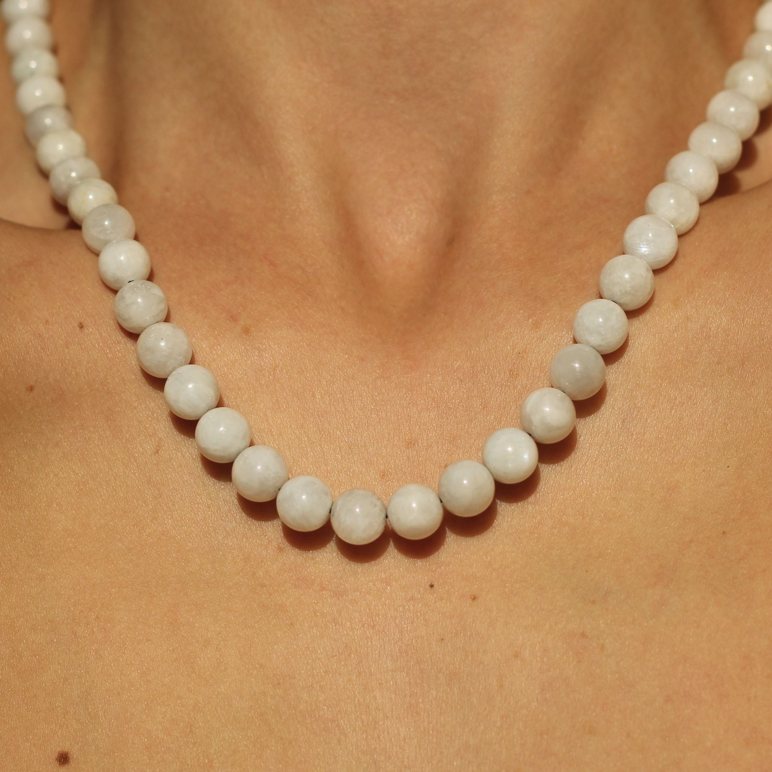 Moonstone Beaded Necklace for Women - Healing Crystal Jewelry for Meditation, Yoga & Spiritual Energy - Elegant Boho Chic Necklace for Everyday Wear