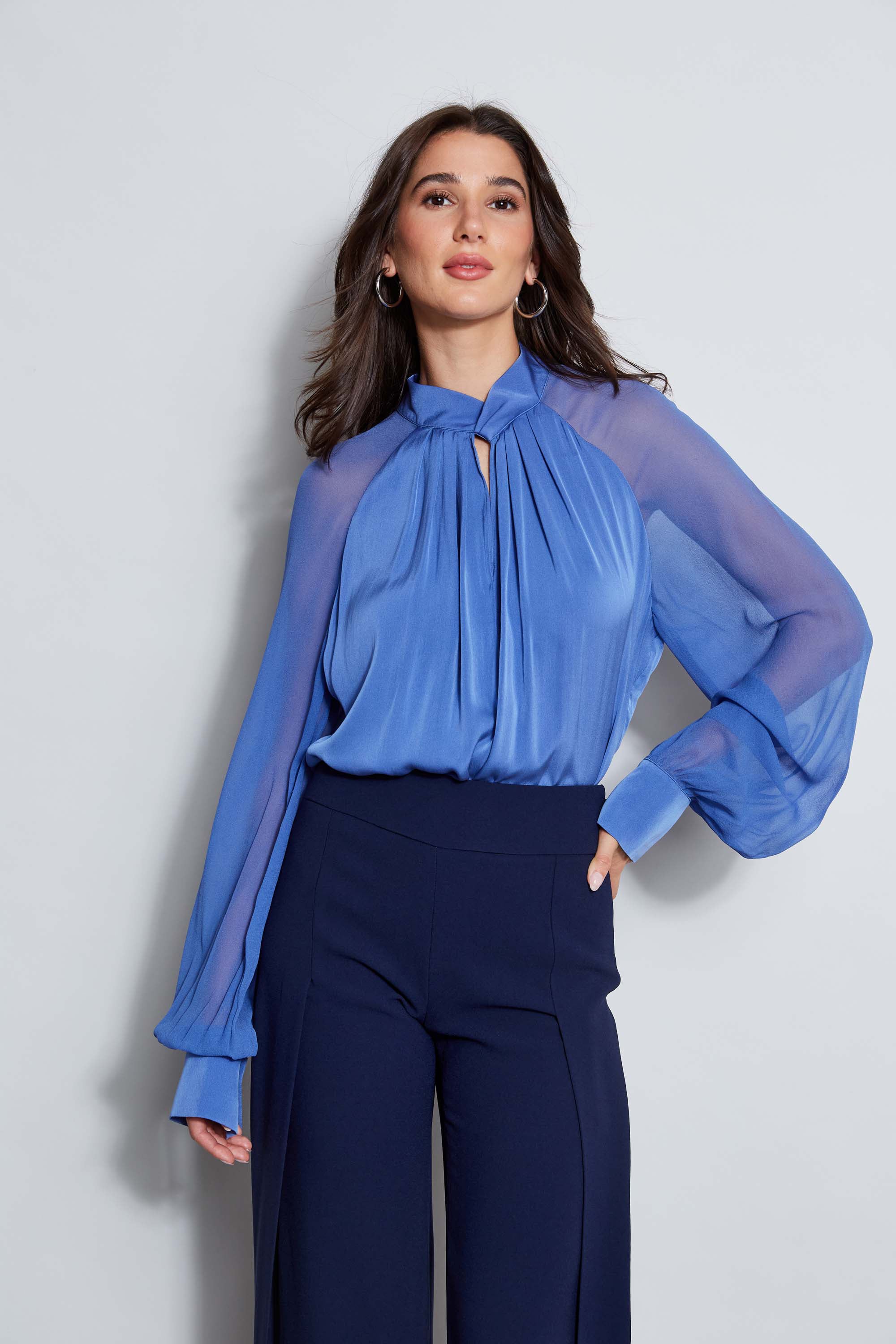 PARIS BLUE