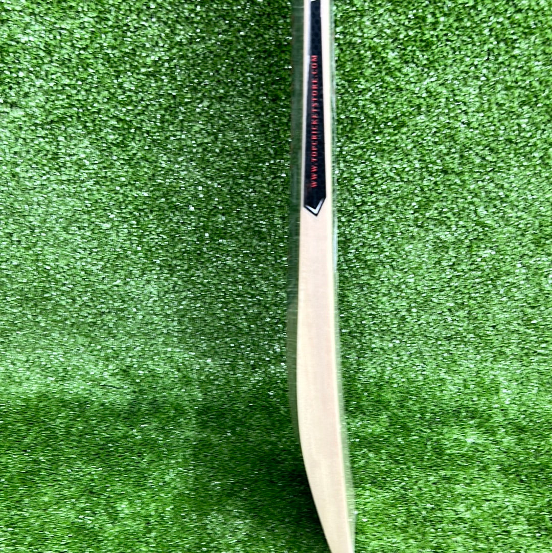 Raydn Thunder Kashmir Willow Lightweight Junior Cricket Bat - Virat Kohli Edition | Perfect for Tennis Ball Cricket Practice & Matches | Ideal for Kids & Beginners