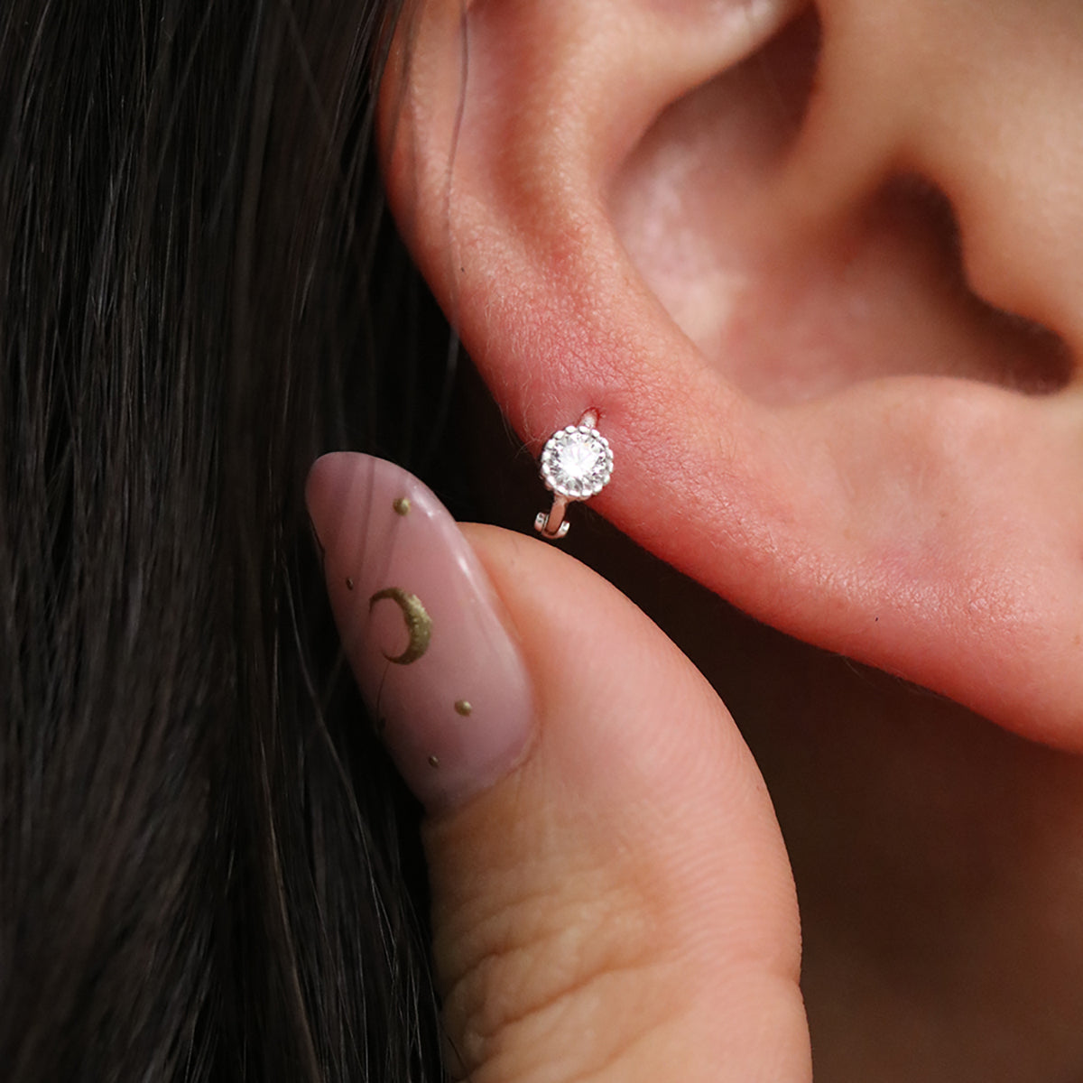 Single Cubic Huggie Earrings - Minimalist Gold Hoop Earrings for Women, Everyday Wear & Special Occasions