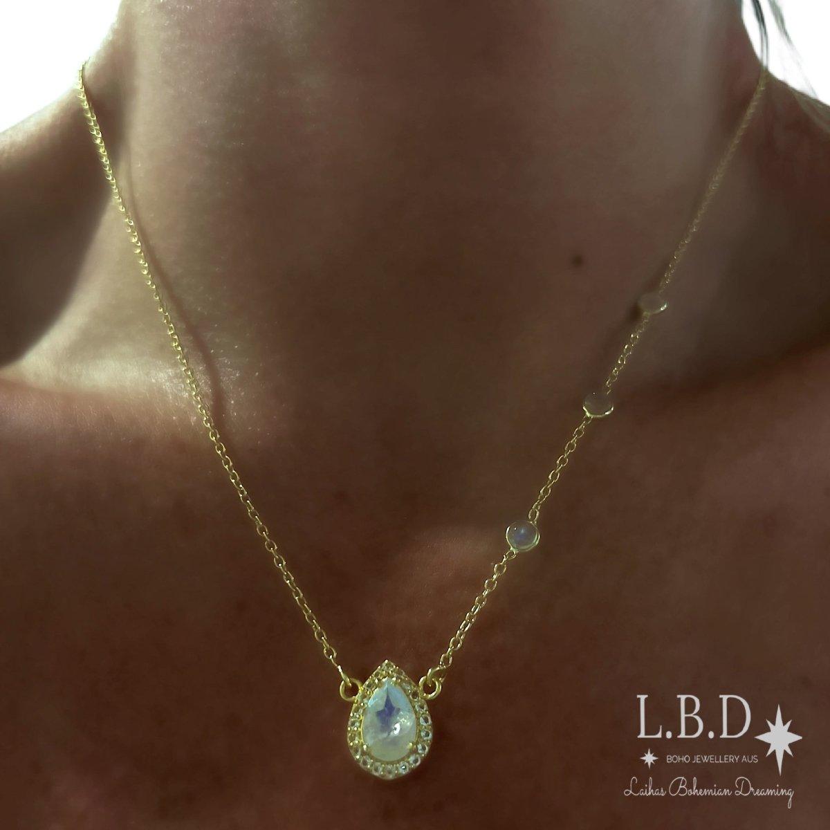 Laihas Luxury Gold Twinkle Topaz and Moonstone Necklace for Women - Elegant Birthstone Jewelry Gift for Birthday, Anniversary & Special Occasions