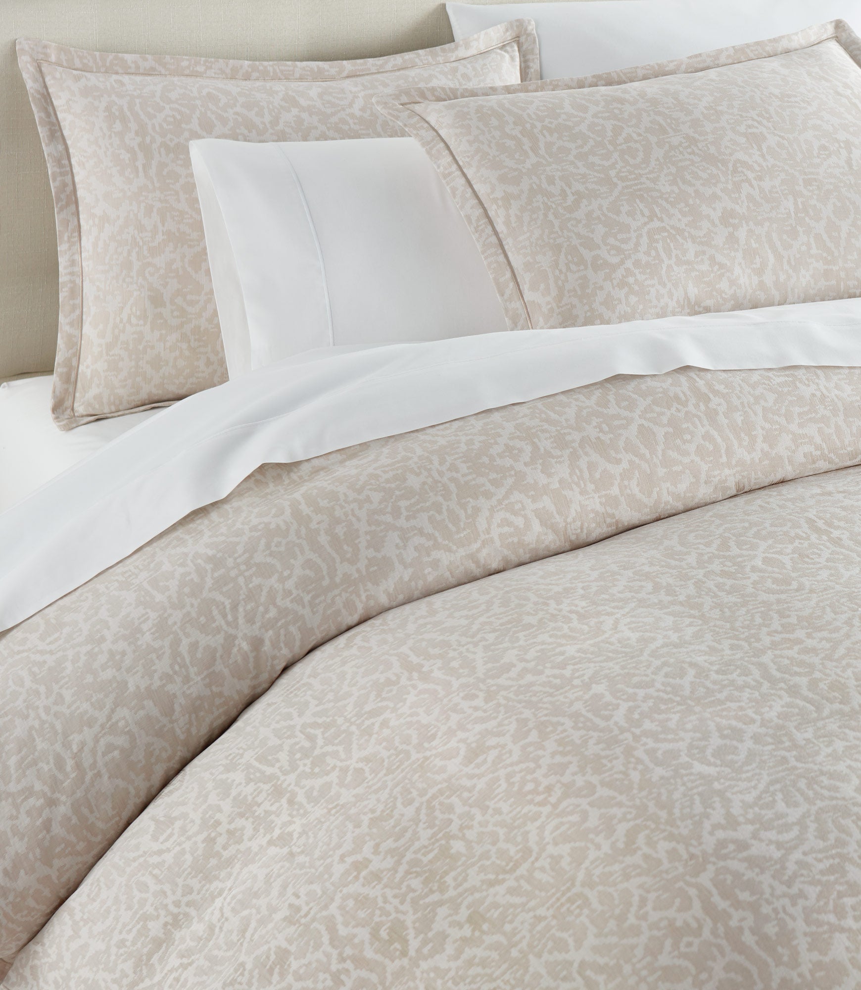 Ravenna Jacquard Sham - Luxury Embroidered Pillow Cover for Bedroom & Living Room Decor - Elegant Home Accent for Sofa, Couch, and Bed