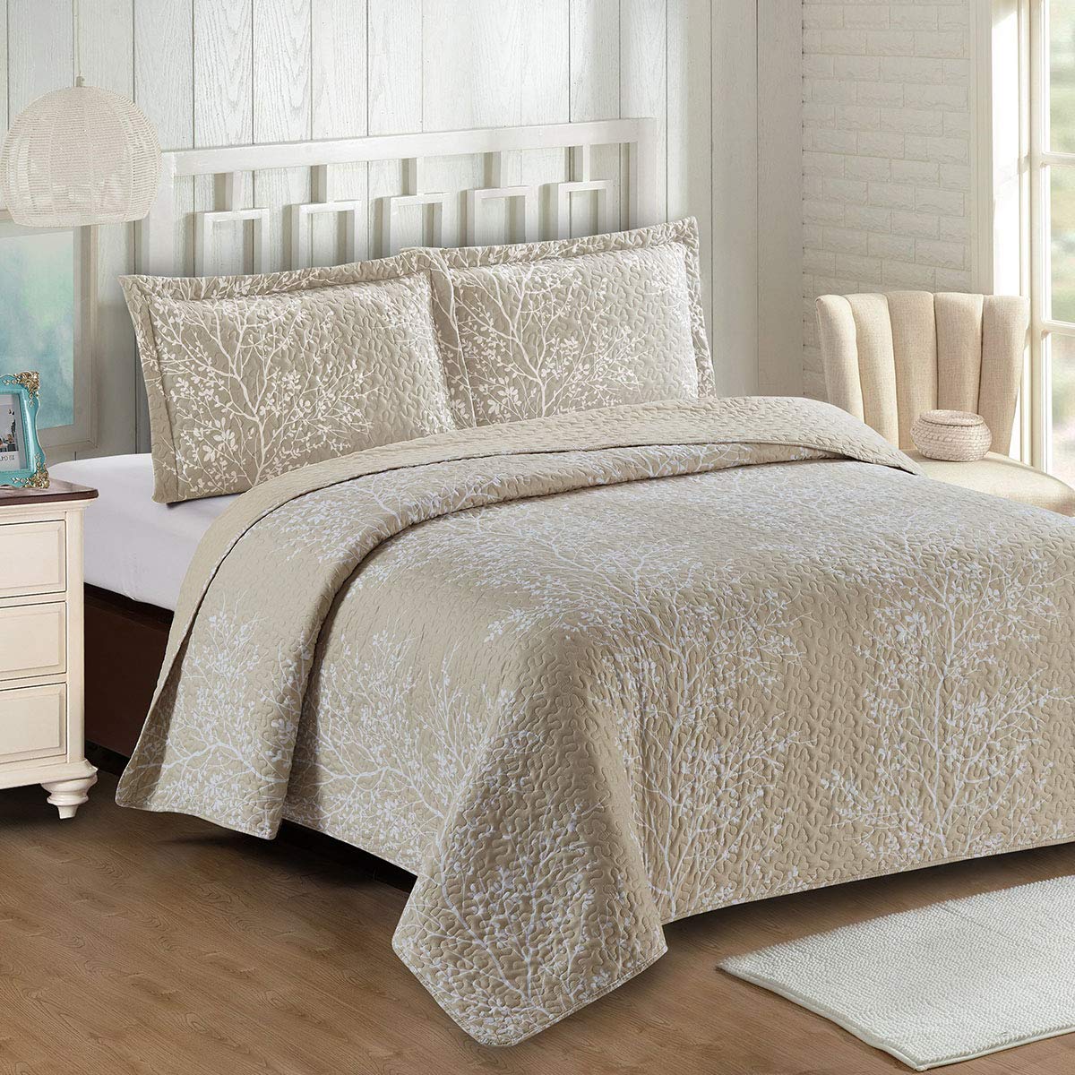Royal Tradition 7-Piece Quilt Bedding Set - Beige Odette Coverlet with Matching Shams & Soft Microfiber Sheets (California King Size) - Luxury Bedroom Decor for Master Suite or Guest Room