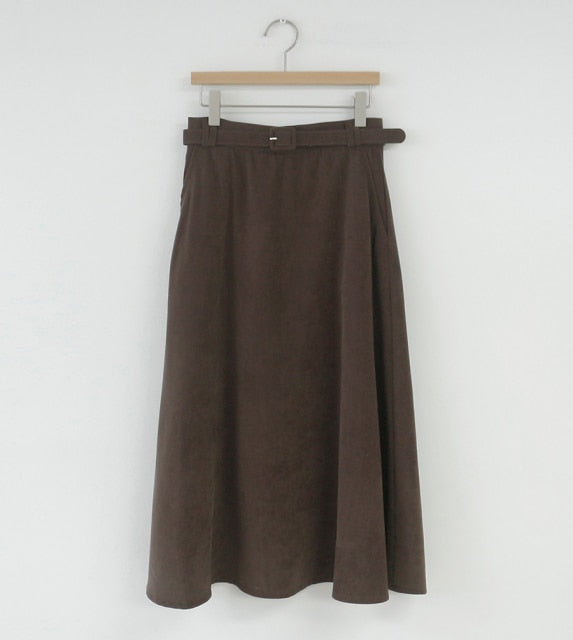 Elegant A-Line Pleated Knee-Length Suede Skirt with Vintage Plaid Long Sleeve - Perfect for Fall Fashion, Office Wear & Casual Outfits