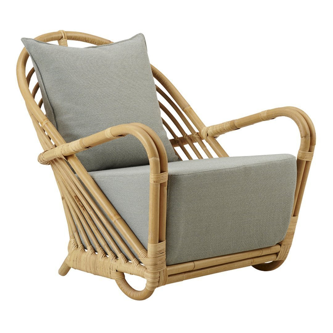 Charlottenborg Chair - Modern Scandinavian Dining Chair, Wooden Seat & Steel Frame for Home & Restaurant Use - Perfect for Dining Room, Kitchen, or Cafe Decor
