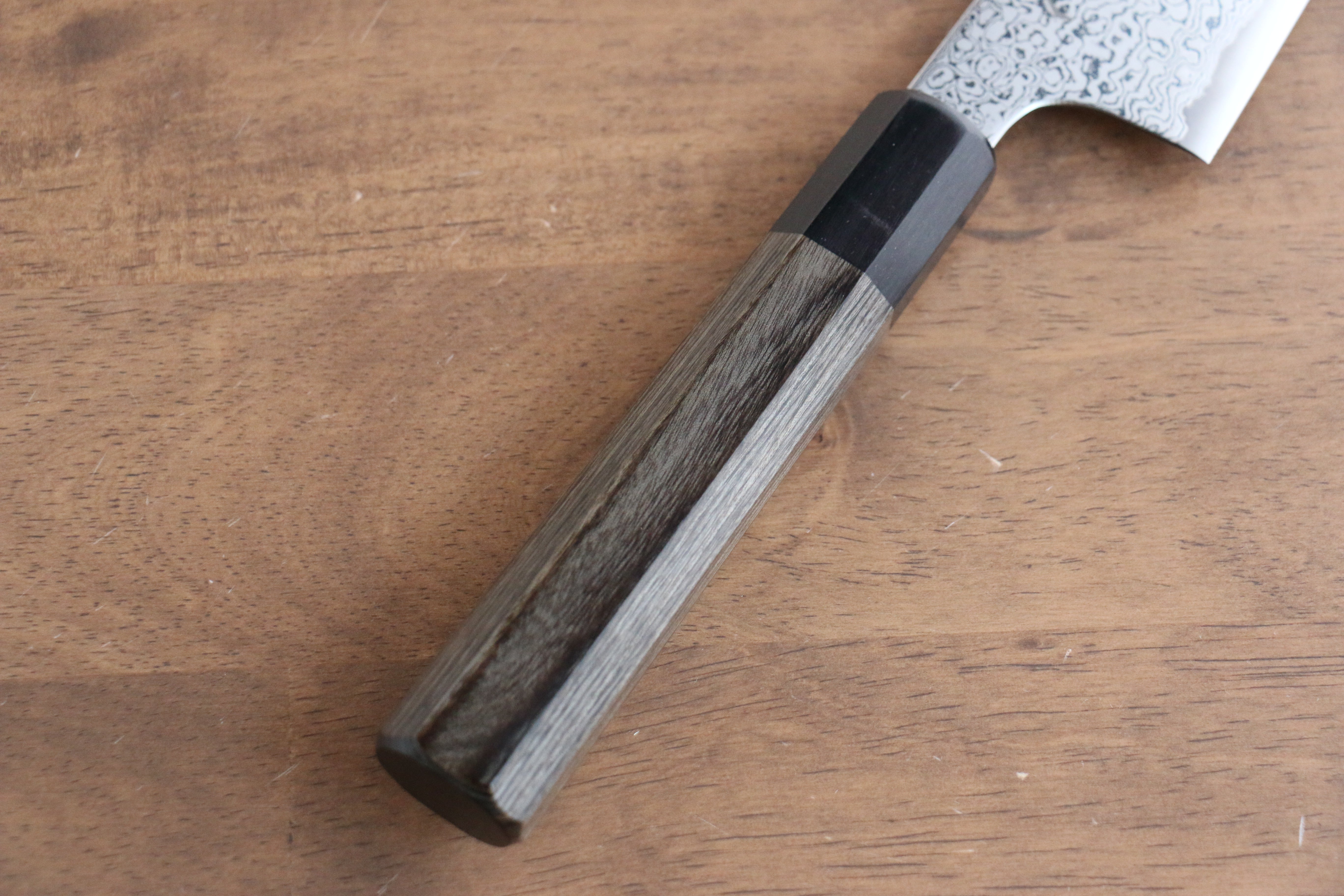 Premium Kanjyo VG10 Damascus Kiritsuke Santoku Knife 180mm - Gray Pakkawood Handle - Japanese Kitchen Knife for Slicing, Dicing & Chopping Vegetables, Meat & Fish - Perfect for Home Chefs & Professional Kitchens