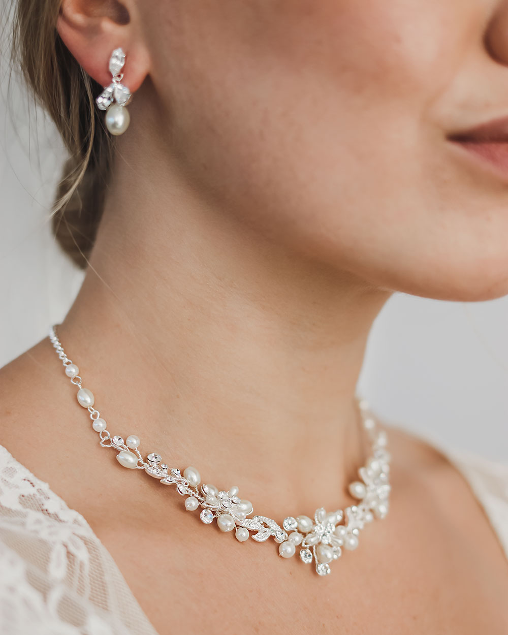Elegant Pearl Jewelry Set for Women - Necklace, Earrings & Bracelet Gift Set | Perfect for Weddings, Parties & Special Occasions