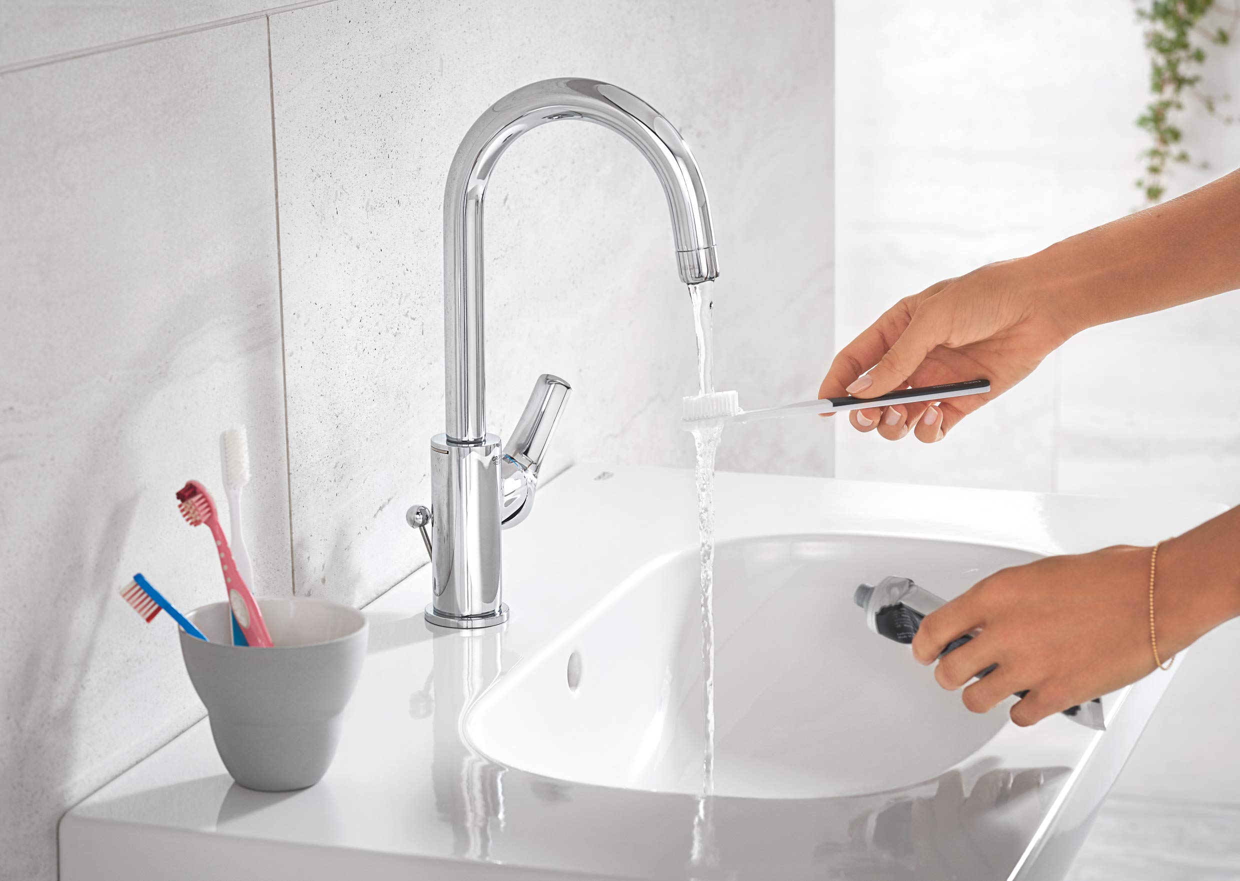 GROHE 23537002 Eurosmart Basin Faucet with Pop-Up Drain, High Swivel Spout, Chrome Finish - Perfect for Modern Bathroom Vanities and Powder Rooms