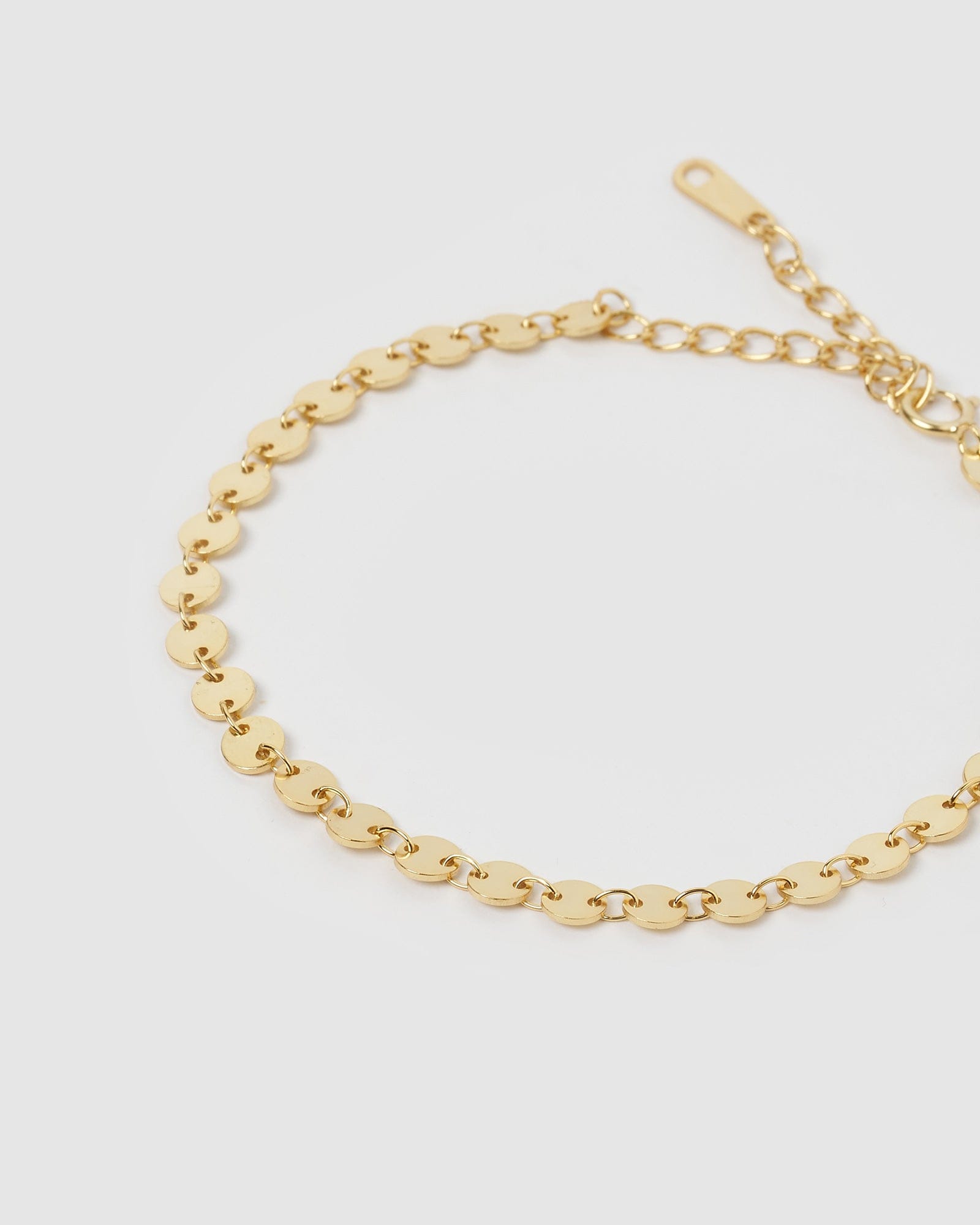 Izoa Elise Gold Bracelet for Women - Elegant & Stylish Jewelry Gift for Her - Perfect for Parties, Weddings & Everyday Wear