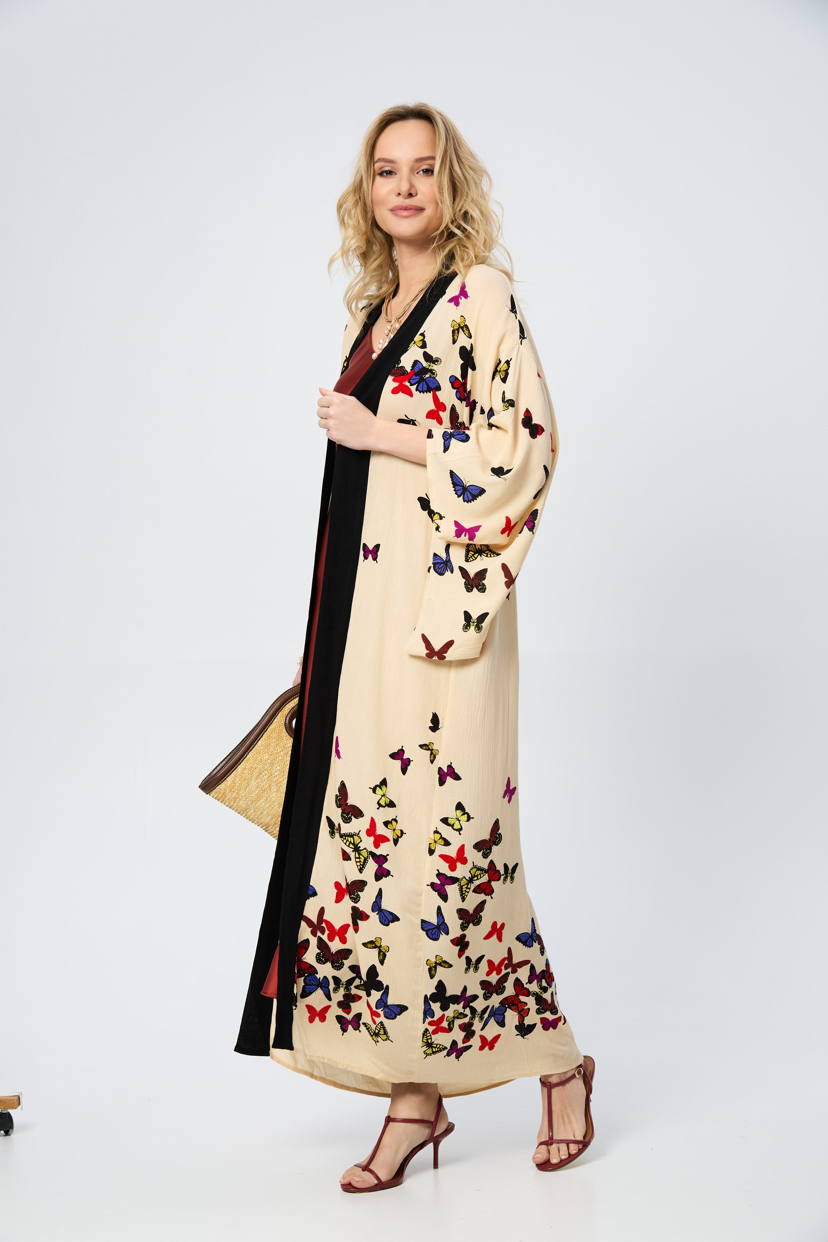 Butterfly Kisses Kimono Robe - Women's Floral Lightweight Bathrobe for Spa, Lounge & Beach Cover-Up - Soft Comfortable Sleepwear & Loungewear
