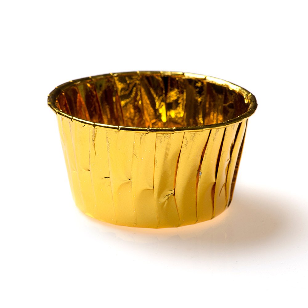 Restaurantware Large 3.4-oz Pleated Baking Cups - Rose Gold Luxury Muffin & Cupcake Liners - Disposable Recyclable Paper Baking Cups (200 Count) - Perfect for Home Baking, Party Desserts & Mini Snacks
