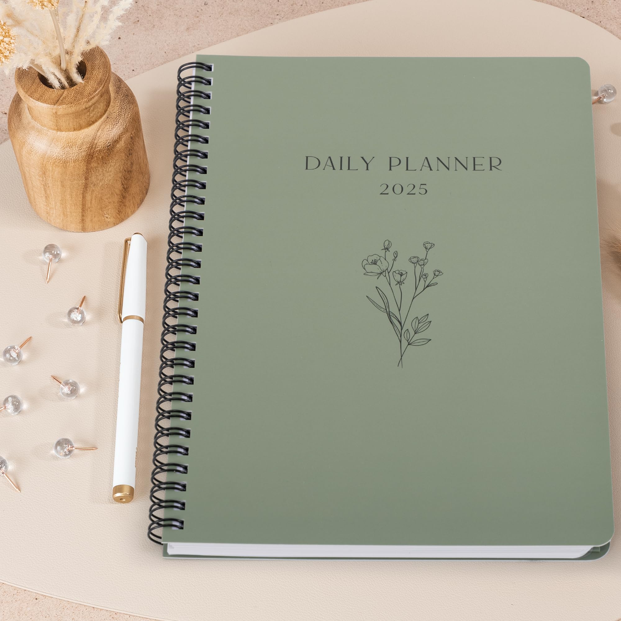 2025 Daily Planner for Women & Men - 7