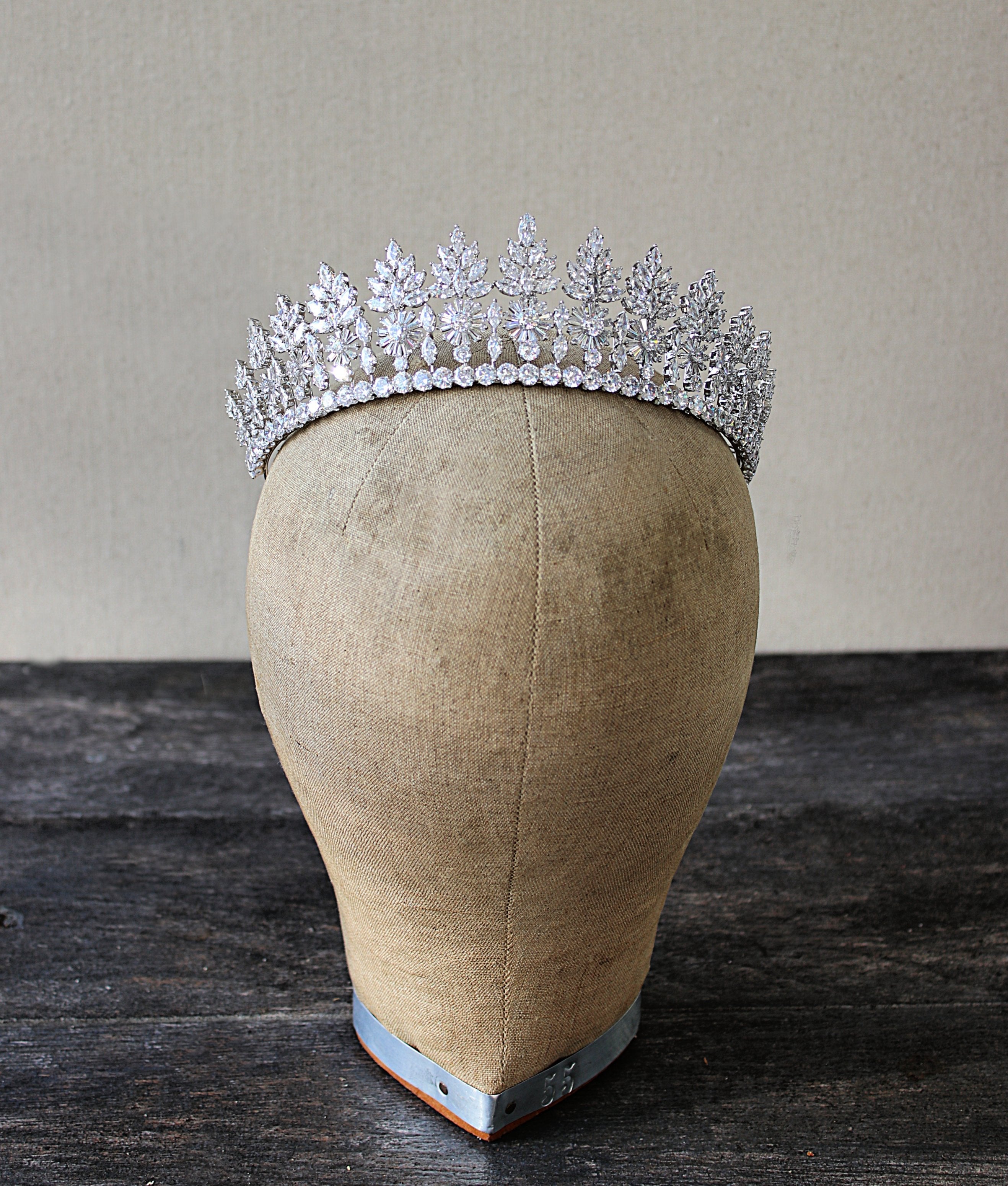 Elegant Duchess Tiara Crown for Women - Vintage Royal Wedding Bridal Headpiece | Perfect for Prom, Pageants, and Costume Parties