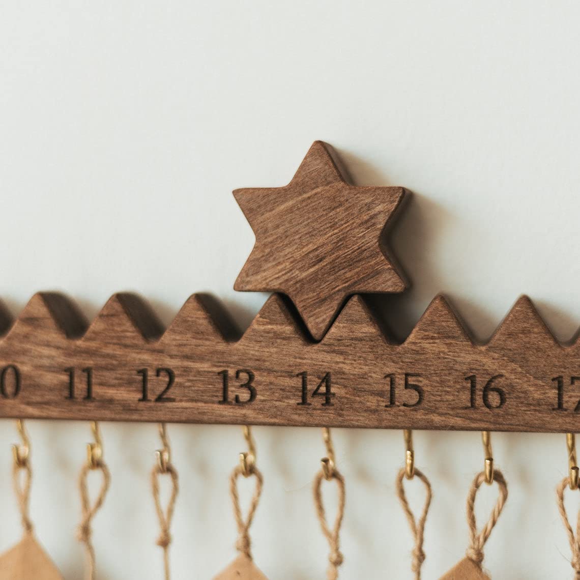 Wooden Advent Calendar for Adults - Nativity Scene Christmas Set, Holiday Home Decor, Xmas Ornaments & Unique Gift for Kids | Perfect for Family Countdown, Christmas Tree Decorating & Holiday Party Favors