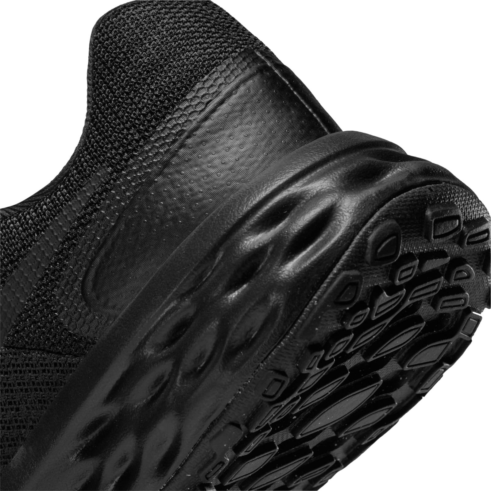 Nike Unisex-Child Big Kids' Road Running Shoes - Lightweight Athletic Sneakers for Boys & Girls - Perfect for School, Sports & Everyday Wear