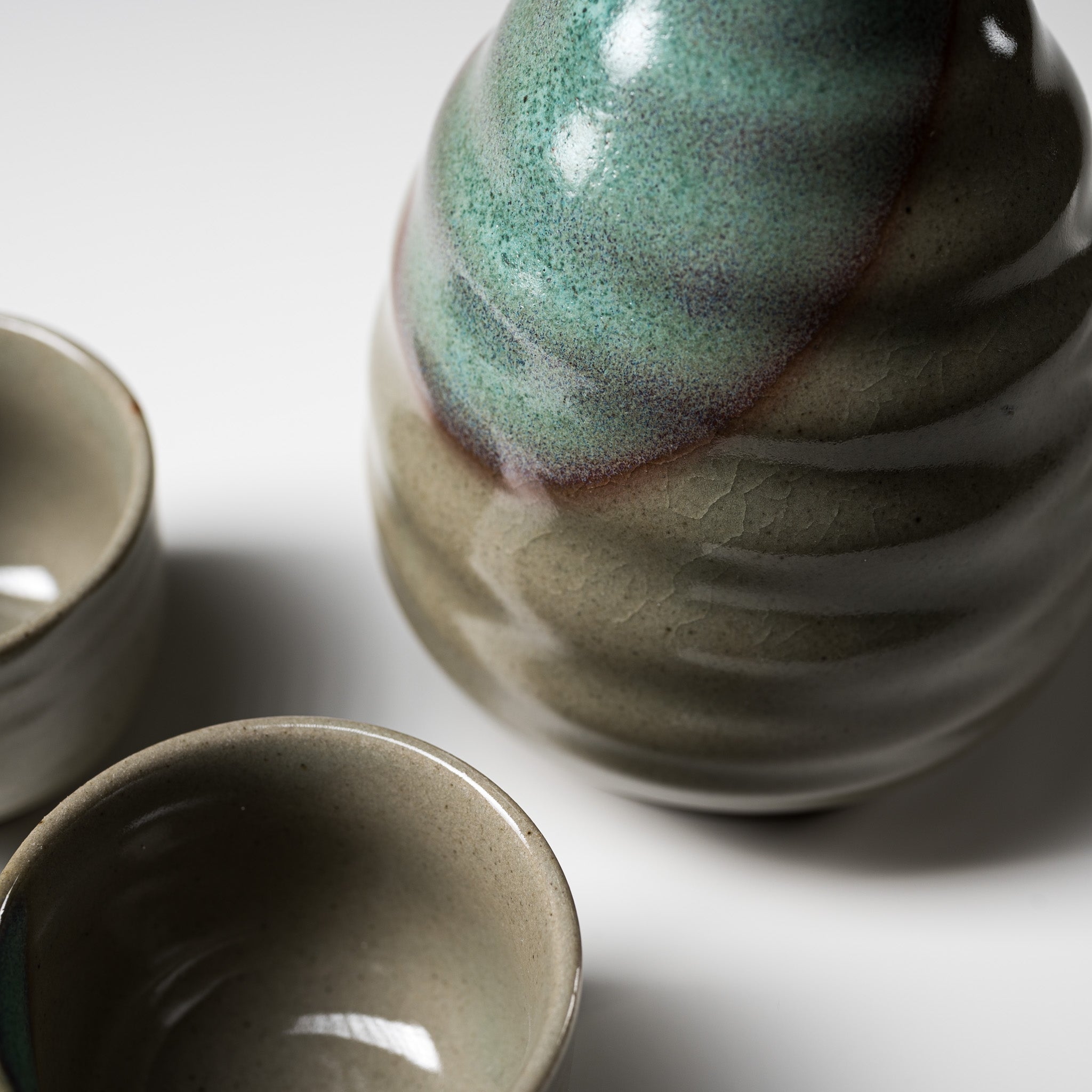 Traditional Japanese Mino Ware Pottery Sake Set - Aqua Lake Glaze by Yamai Ito - Authentic Ceramic Sake Bottle & Cups Gift Set for Home Dining & Japanese Tea Ceremony