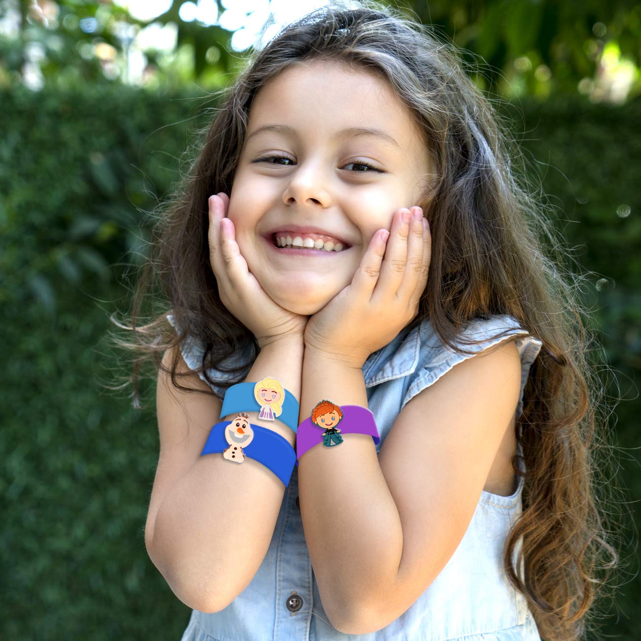 Frozen 2 Slap Bracelets for Kids by Tara Toys - Disney Princess Elsa & Anna Wristbands - Fun Party Favors, Birthday Gifts & Classroom Rewards
