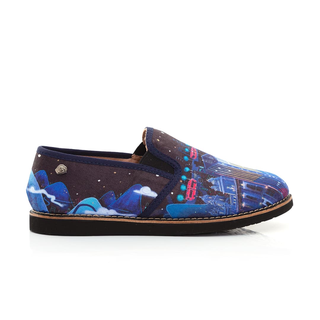Handcrafted Macondas® Illustrated Moccasins for Women - Bogotá Nocturna Design - Perfect for Casual Wear, Date Nights & Travel