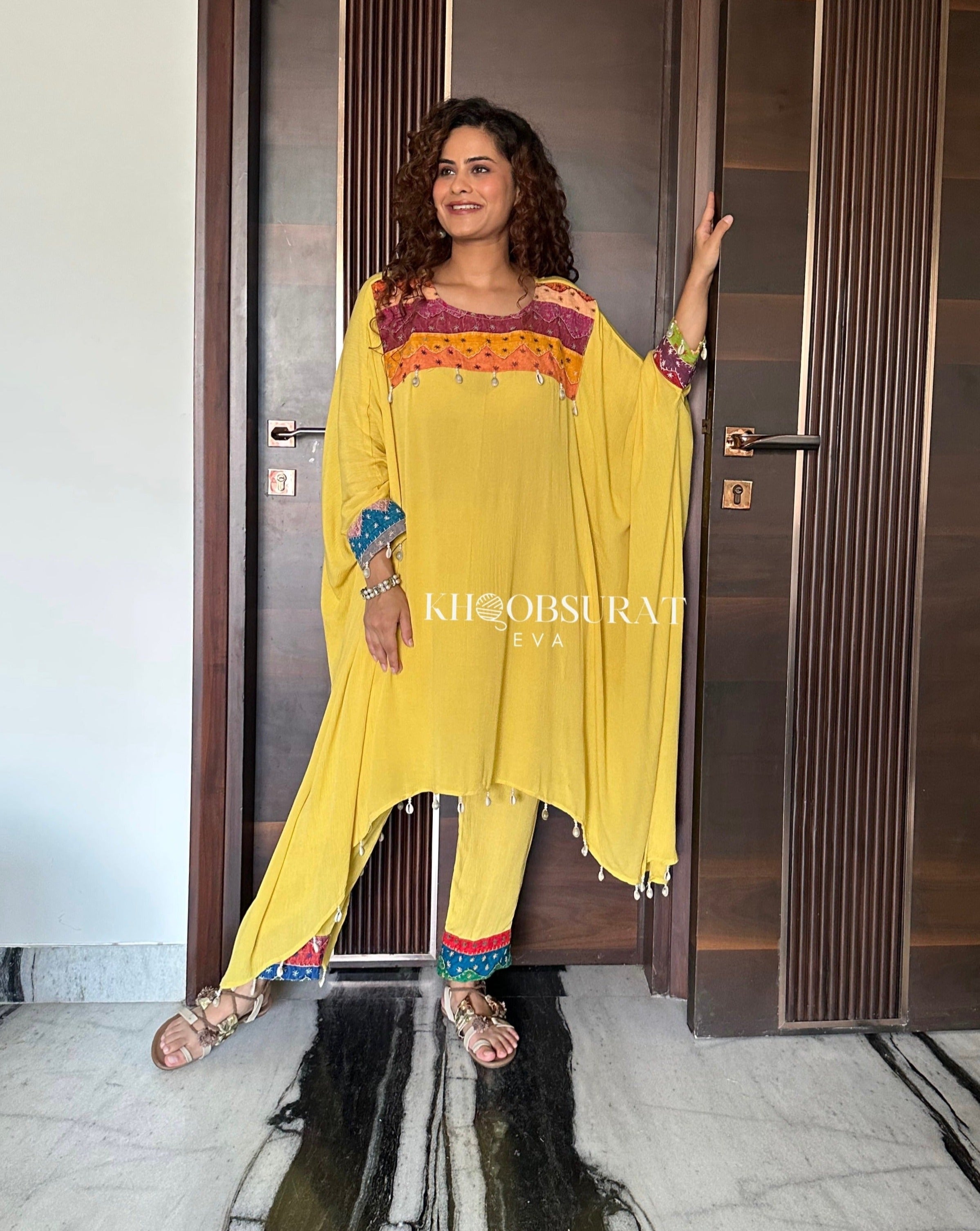 Stylish Yellow Women's Coordinated Outfit Set | Trendy Matching Top & Bottom | Perfect for Casual Wear, Summer Outfits & Street Style Fashion