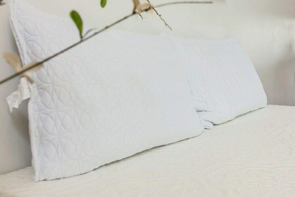 Excel Sleep® Queen Size Shredded Gel Memory Foam Pillow - 20