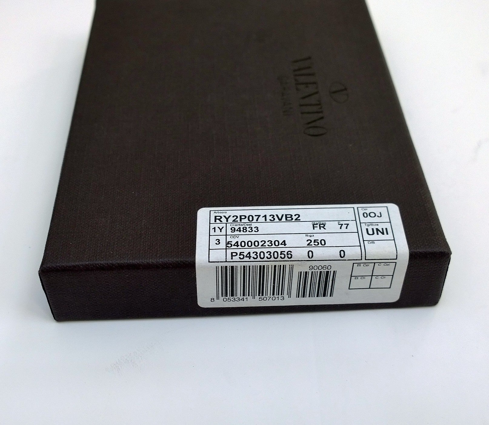 Valentino Garavani Rockstud Men's Leather Wallet - Black & Green Card Holder for Credit Cards & ID - Perfect for Everyday Use, Travel & Gifts