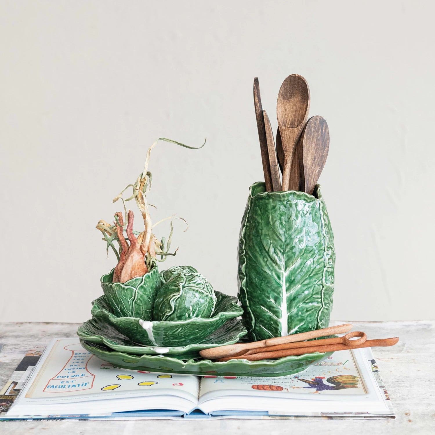 Fresh Cabbage Bowl - Organic Vegetable Serving Bowl for Salads, Snacks & Healthy Meals - Perfect for Kitchen, Dining & Party Use