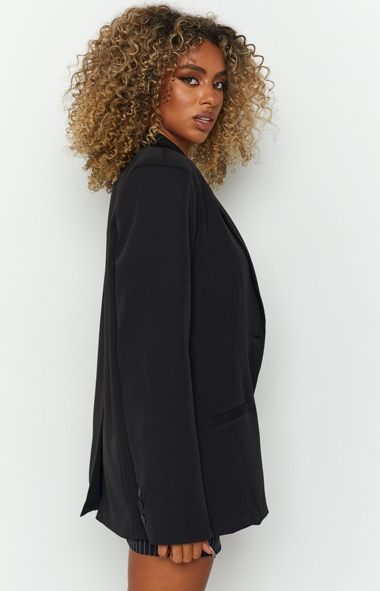 Allure Black Oversized Blazer for Women - Trendy Plus Size Business Jacket with Pockets | Perfect for Office Wear, Business Meetings & Formal Events
