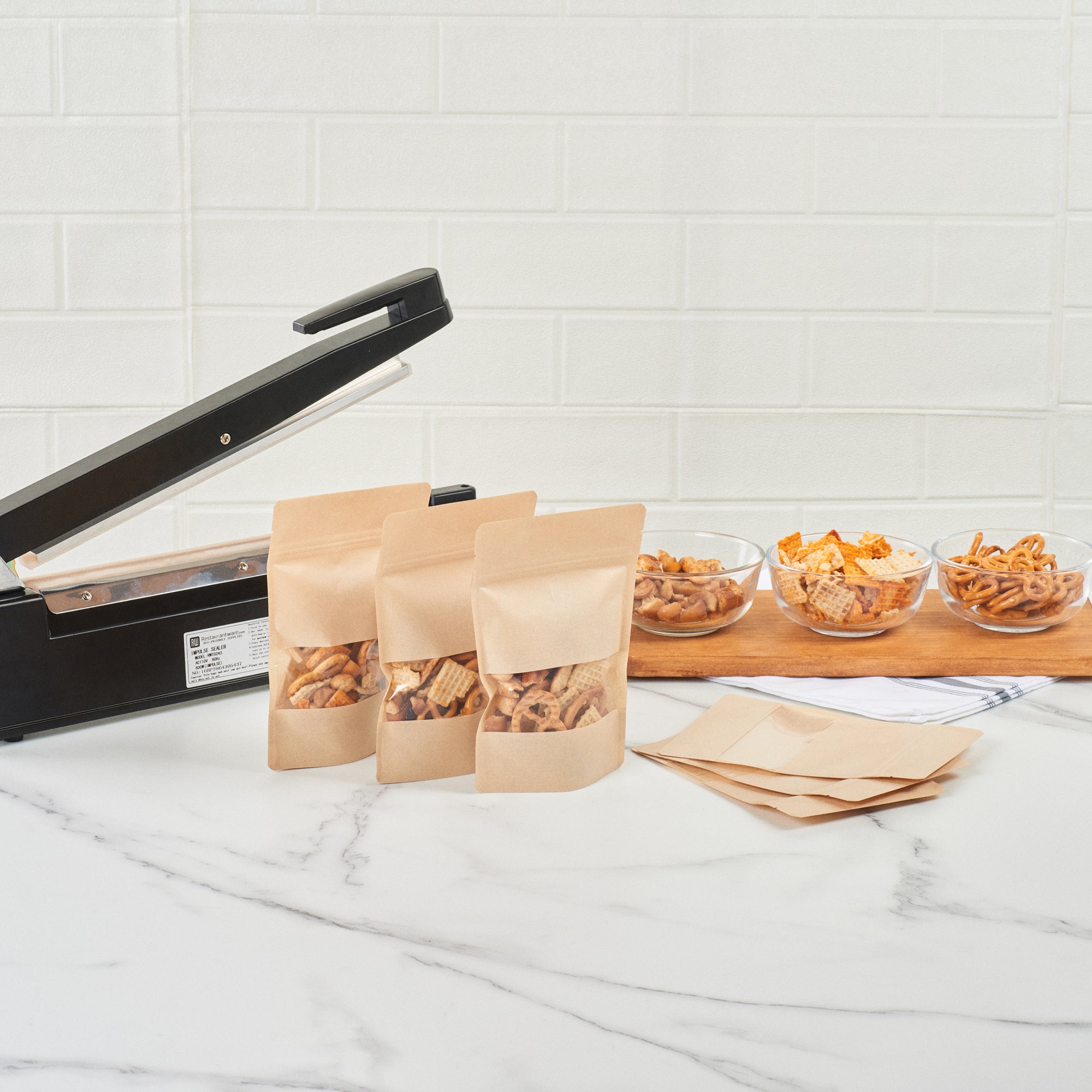 Kraft Plastic Small Window Bags with Heat Sealable Closure - 7 x 4 3/4 x 1 1/2 Inches - Pack of 100 - Perfect for Bakery, Candy Packaging & Small Retail Items