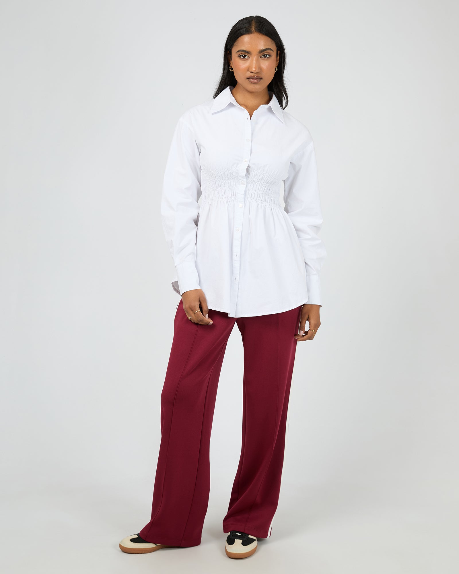 Vintage White Aman Shirt for Women - Retro Style Cotton Blouse - Perfect for Casual Wear, Office Outfits & Boho Fashion