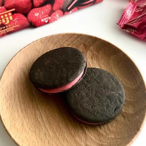 Meiji Rich Chocolate Strawberry Sandwich Biscuits - Pack of 5 | Japanese Snacks for Office, School & Travel | Delicious Treat for Chocolate Lovers