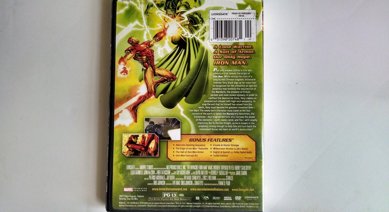 Invincible Iron Man Action Figure - Collectible Marvel Superhero Toy for Kids & Adults - Perfect for Display, Gifts & Role Play