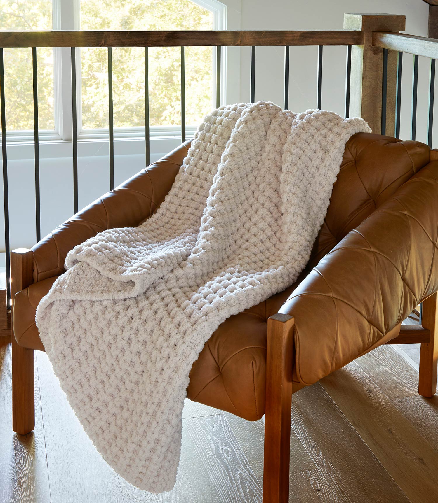 Soft & Cozy Knit Throw Blanket - Ultra Plush Warm Fleece Blanket for Couch, Bed & Sofa - Perfect for Winter Nights, Movie Time & Home Decor