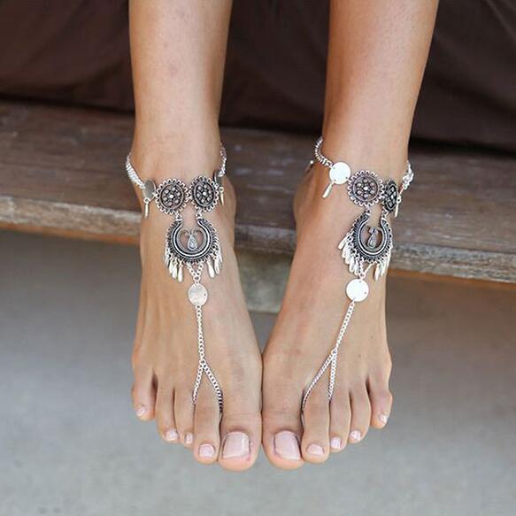 Bohemian Jewelry Antique Silver Hollow Flower Chain Anklets - Elegant Barefoot Sandals for Women, Beach Wedding Accessories & Summer Foot Jewelry