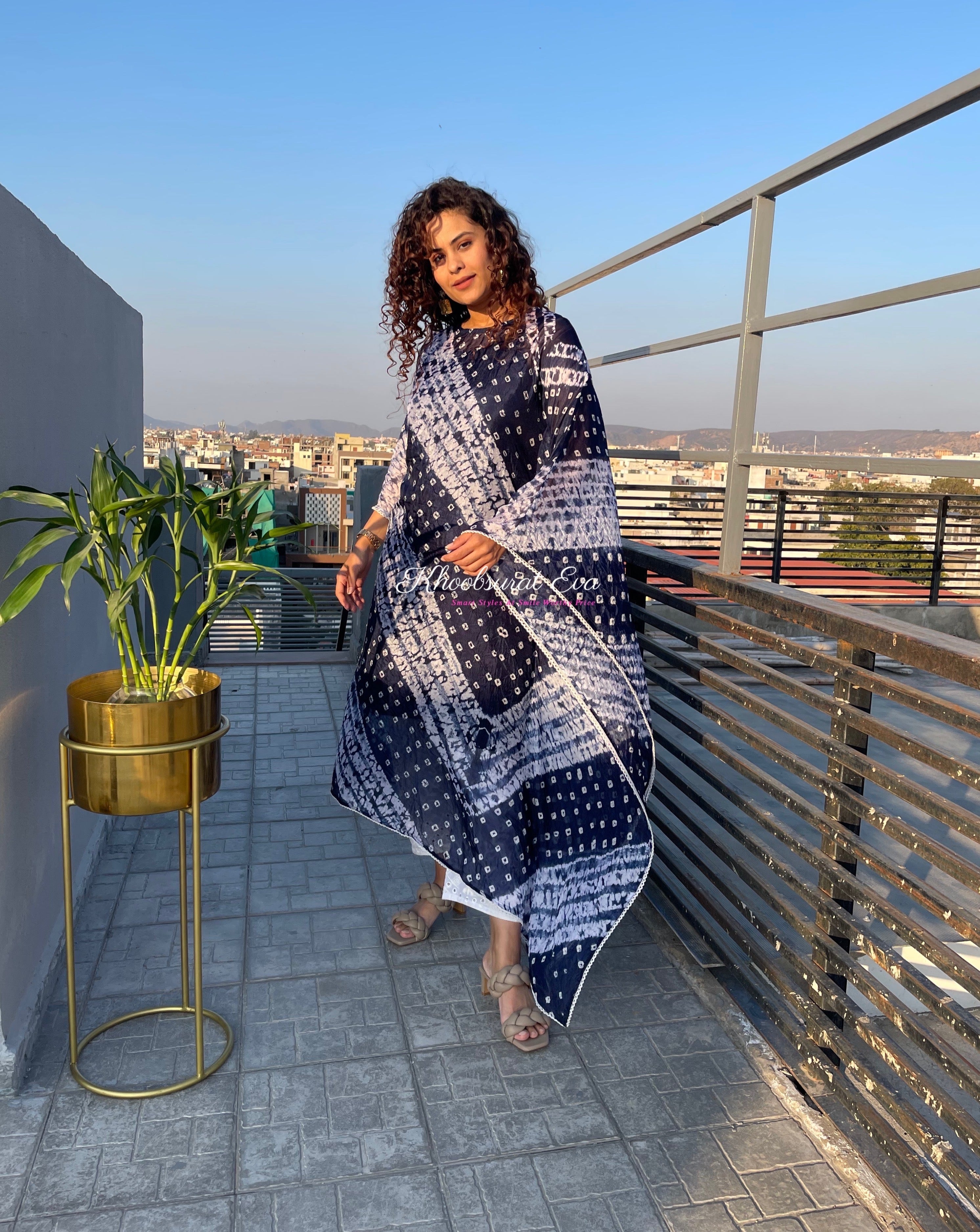 Stylish Blue Bandhani Kaftan Set for Women – Boho Chic Ethnic Outfit for Festivals, Parties & Beach Vacations