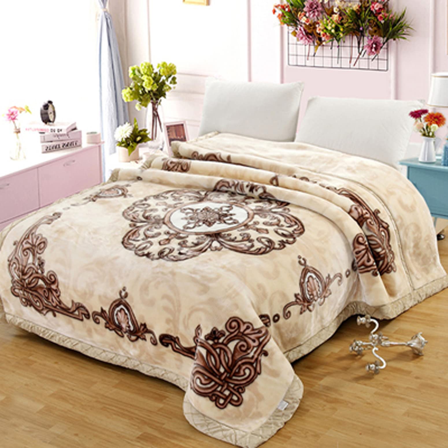Premium Korean Mink Blanket King Size 200x230cm - 2 Ply Reversible Raschel Bed Blanket for Winter Warmth - Ultra Soft 4kg Heavyweight Blanket for Bed, Sofa, Camping & Travel - Luxury Home & Outdoor Blanket for Cold Weather Comfort