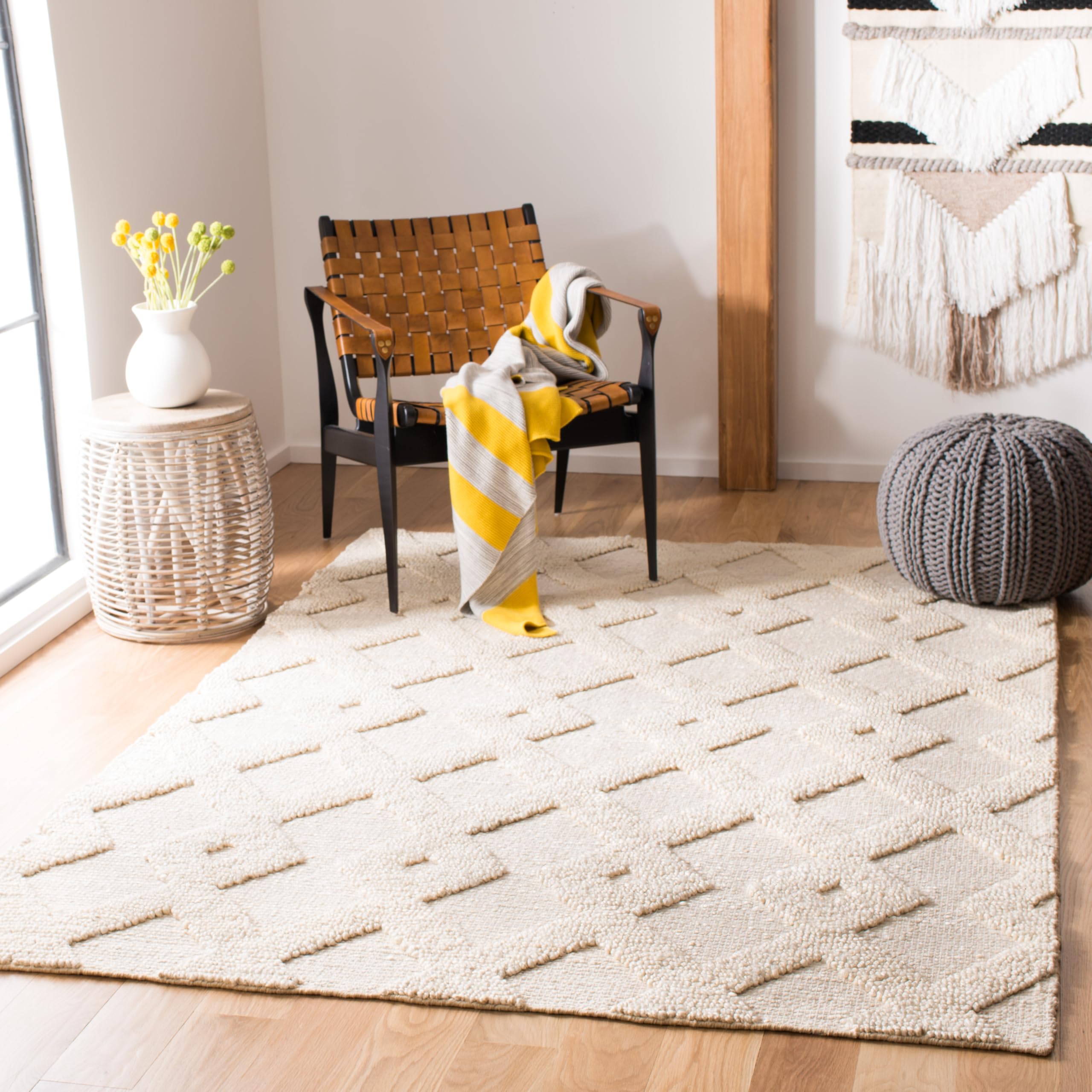 SAFAVIEH Handmade Boho Moroccan Jute Rug 4' x 6' - Natural Fiber Tribal Accent Rug in Ivory for High Traffic Areas | Perfect for Entryway, Living Room, Bedroom & Boho Home Decor (NF576A)