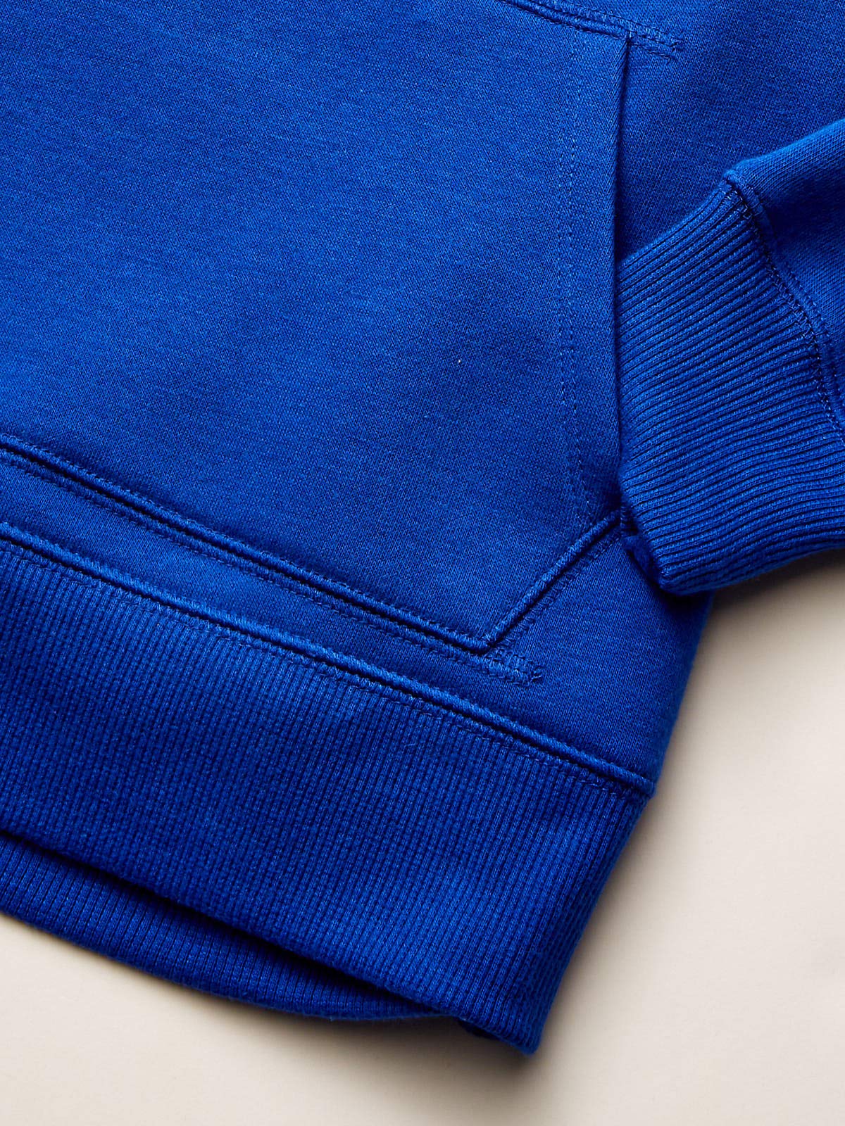 Amazon Essentials Boys' Fleece Pullover Hoodie - Soft & Warm Toddler Sweatshirt for Kids Ages 2-8 | Perfect for Playdates, School & Outdoor Adventures