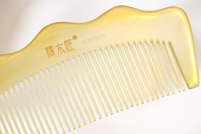 Natural Mountain Shape Sheep Horn Comb for Hair Care - Detangling, Styling & Scalp Massage - Perfect for Home, Travel & Salon Use