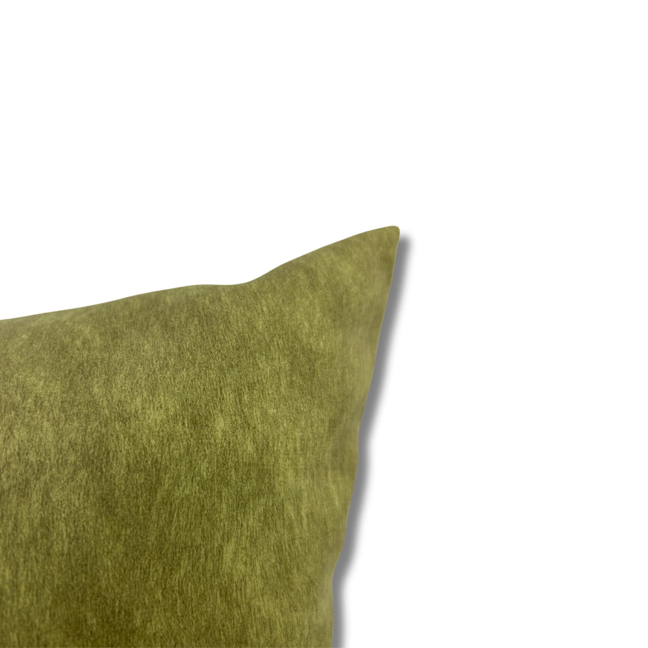 Catalyst Grass Throw Pillow 20x20 Inches - Soft Decorative Couch Pillow for Living Room, Bedroom & Outdoor Use