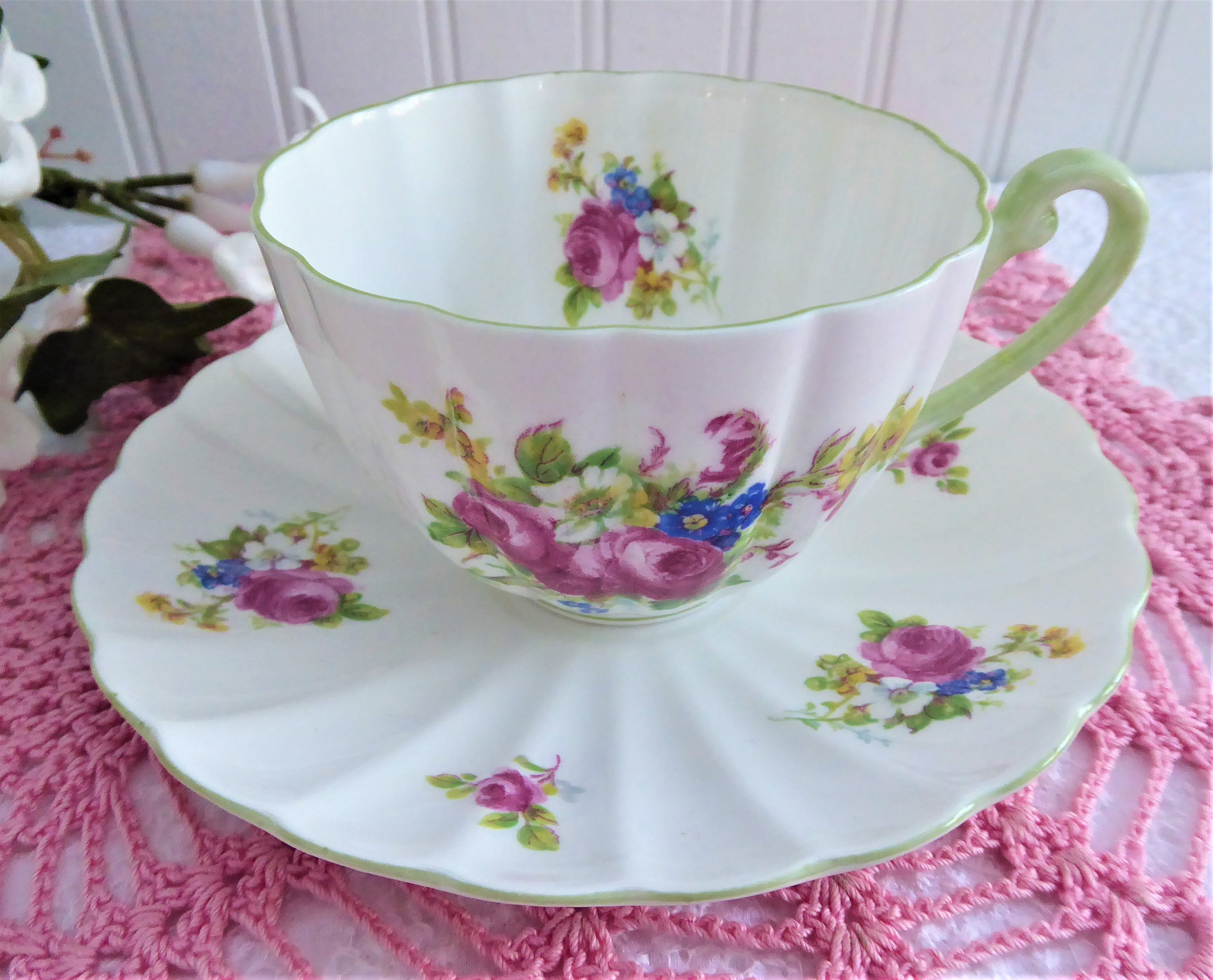 Vintage Shelley Hulmes Rose Cup and Saucer Set - English Bone China with Green Trim, Ludlow Shape - Perfect for Afternoon Tea, Bridal Showers & Collectible Display