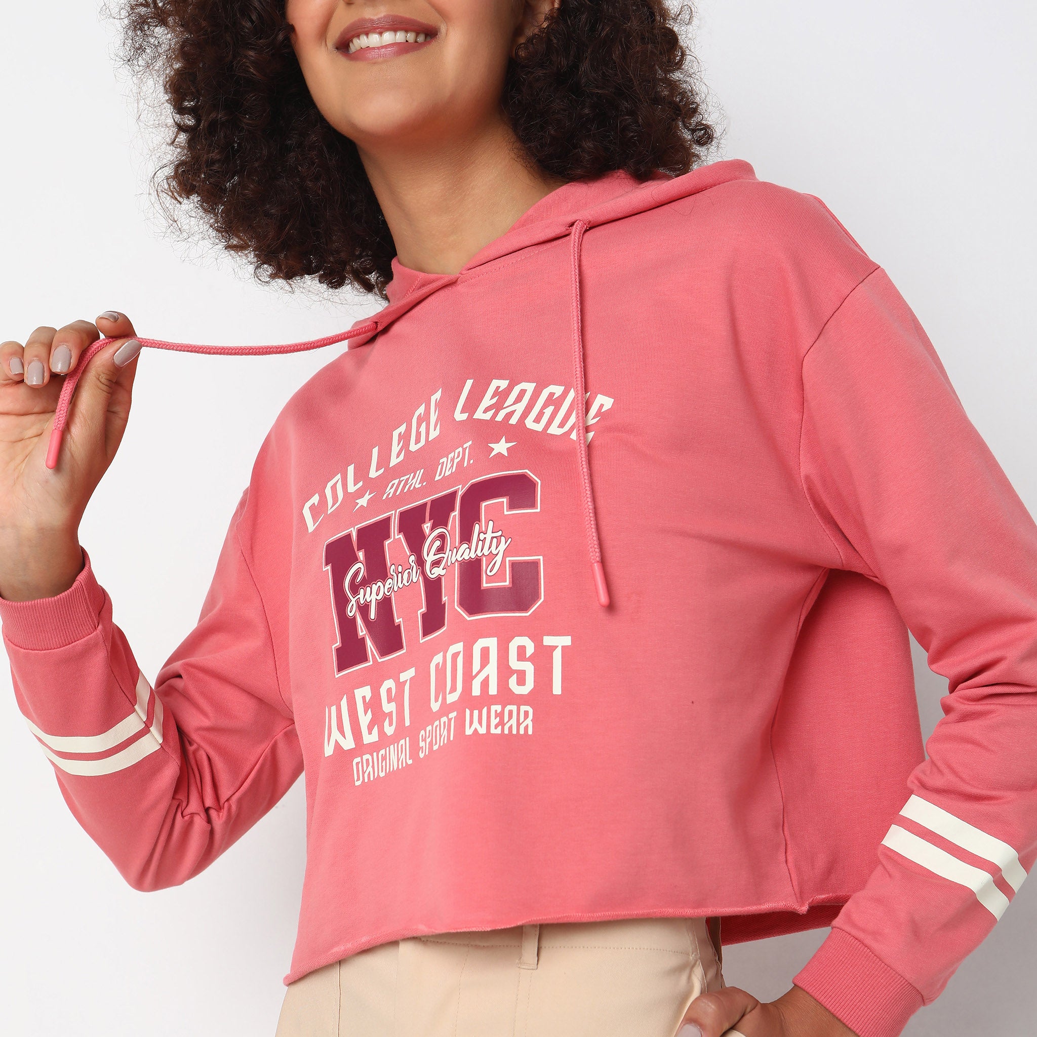 Stylish Boxy Fit Graphic Sweatshirt for Women | Trendy Oversized Pullover | Casual Streetwear & Loungewear | Perfect for Everyday Wear, Coffee Dates & Weekend Outings