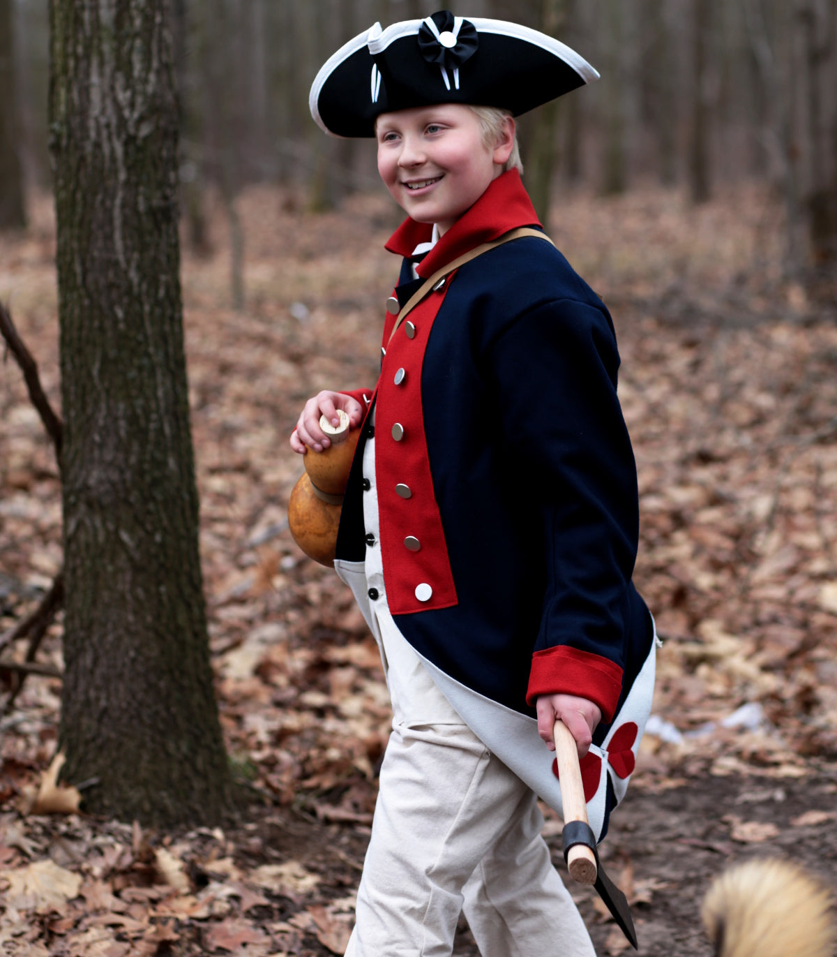 Boys Revolutionary War Coat - Authentic Colonial Costume for Kids - Perfect for Halloween, Historical Reenactments & School Plays